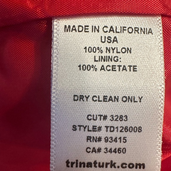 ❤️NWOT Trina Turk Holiday Red Keyhole Back Textured 3/4 Sleeve Cocktail Dress 4 - Picture 10 of 10